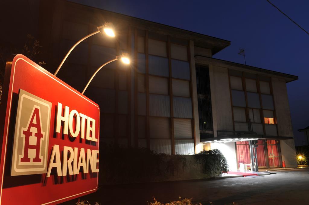 Hotel Ariane Thiene Eksteriør billede